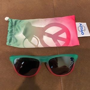 Oakley x Grenade collab pink & green frogskins